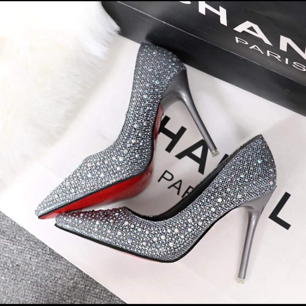 Brand new red bottoms leather high heels